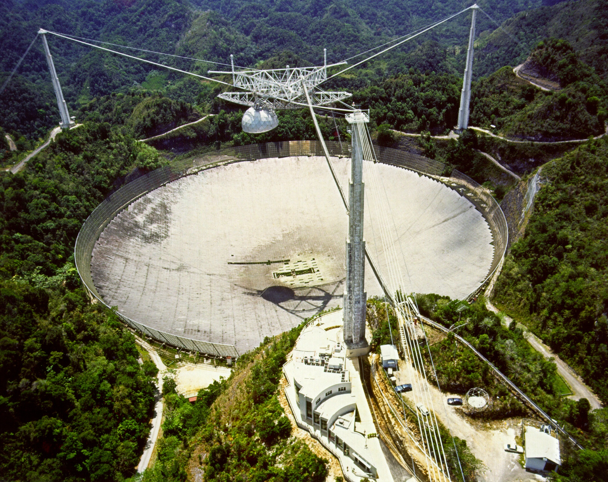 Gran telescopio de Arecibo Fuente Wikimedia