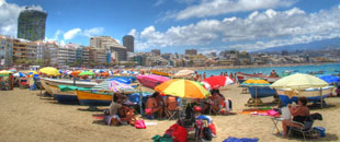 Playa de las Canteras . Fuente: El Coleccionista de Instantes | Flickr