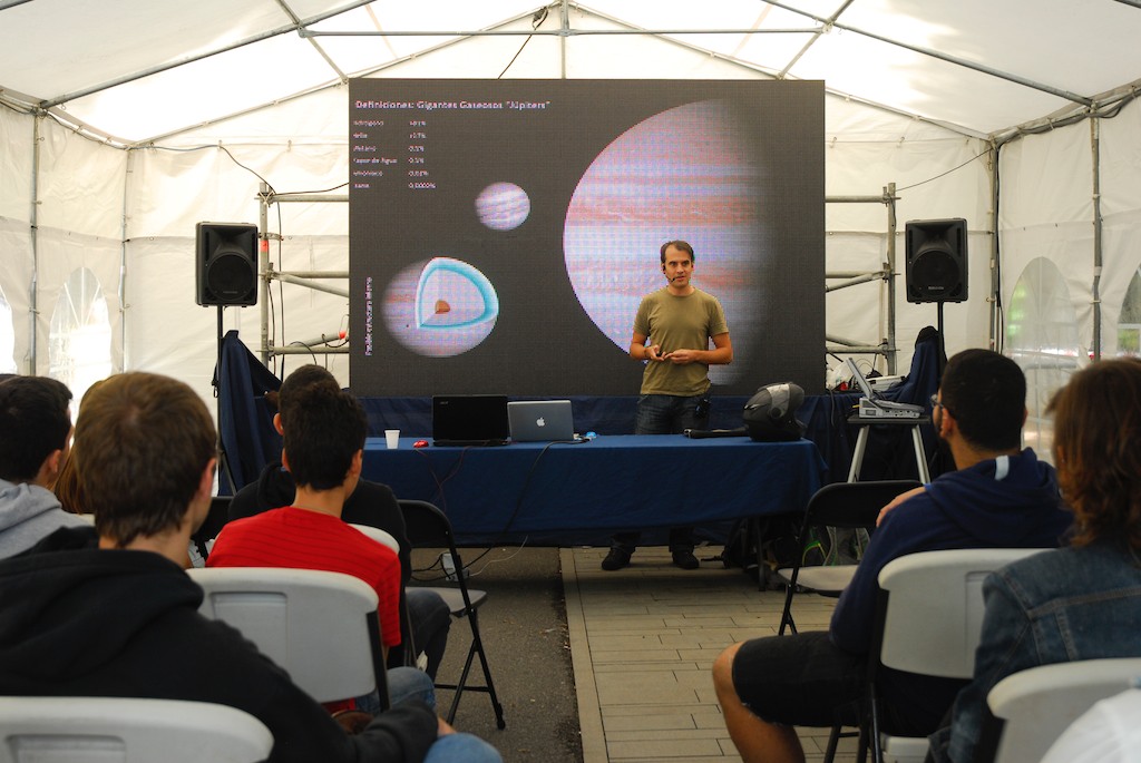 Conferencias en las Miniferias