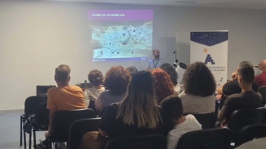 Charla lunar y observación astronómica
